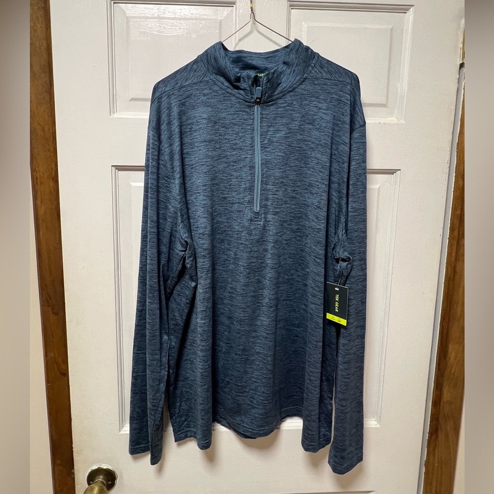 Tek Gear XXL lightweight jacket. New smoke/pet free home